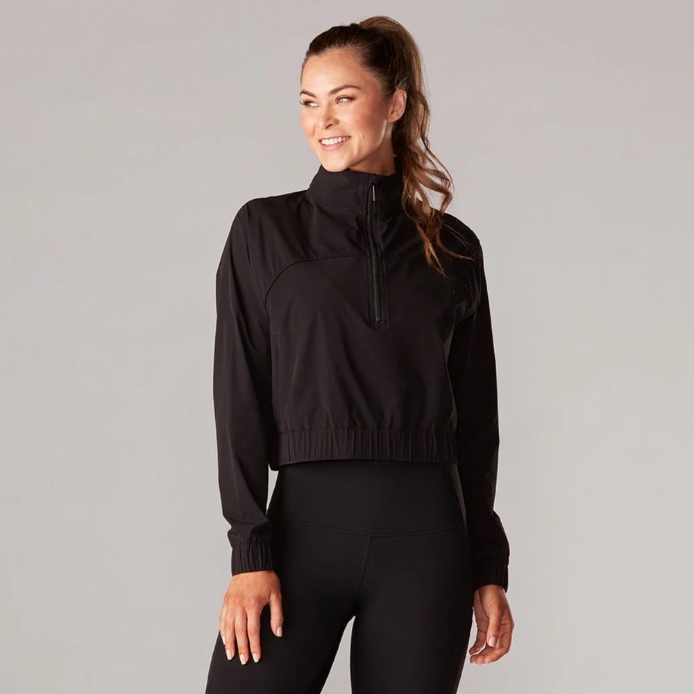 Tavi Breeze Pullover cropped jacket size M in Black